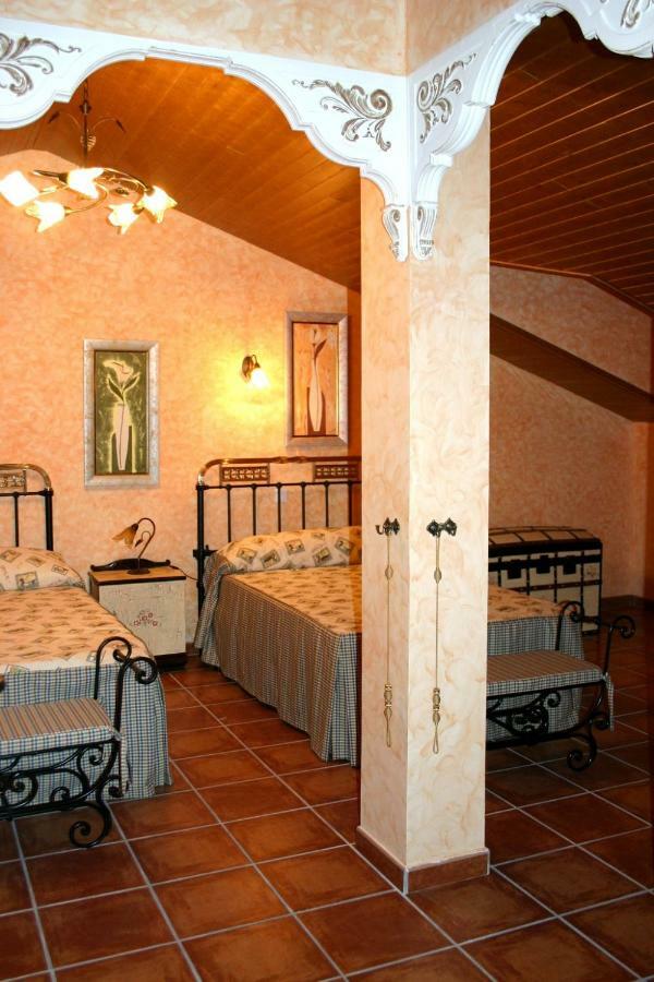 Casa Rural Valle Esgueva บูร์โกส ภายนอก รูปภาพ