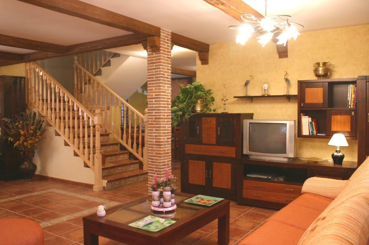 Casa Rural Valle Esgueva บูร์โกส ภายนอก รูปภาพ